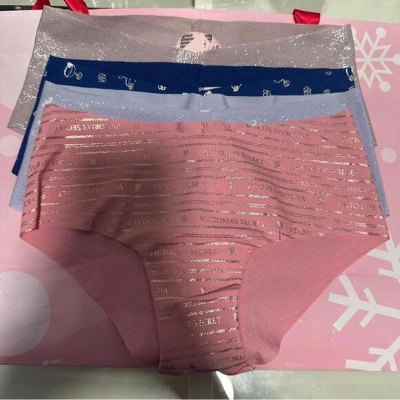 Victorias Secret No Show Shine Cheeky Panties Set - Picture 3 of 7